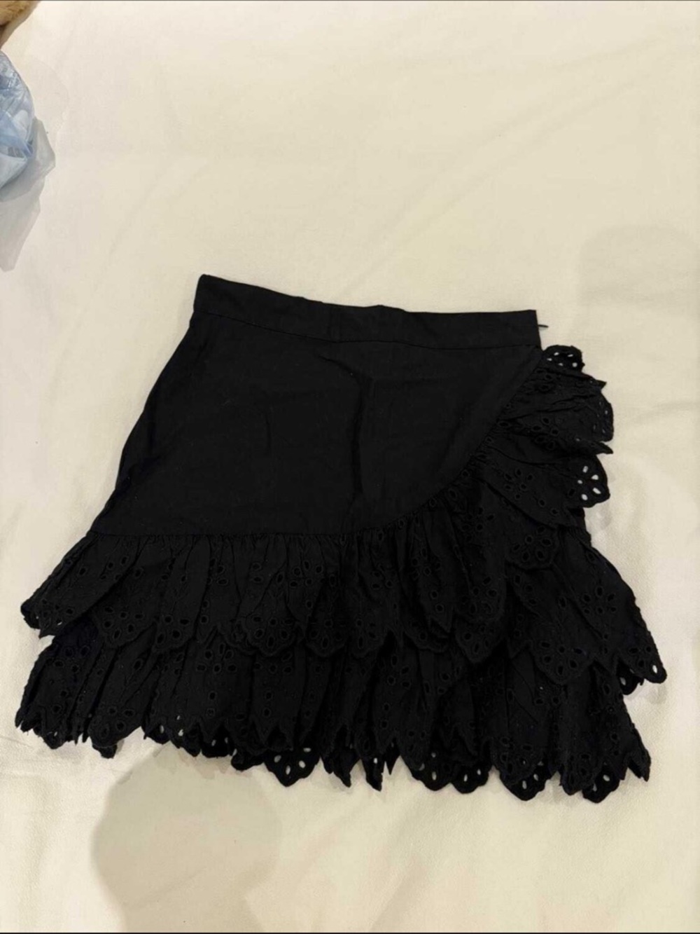 Zara Women’s Black Ruffle Eyelet Mini Skort